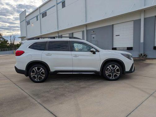 2023 Subaru Ascent Limited 8-Passenger