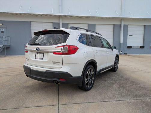 2023 Subaru Ascent Limited 8-Passenger