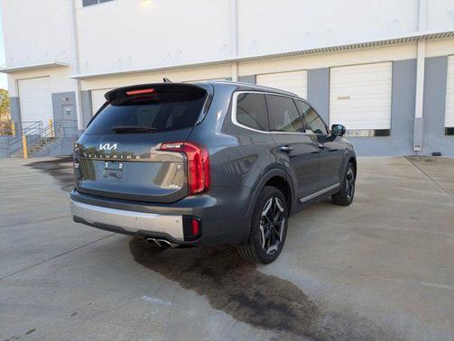 2024 Kia Telluride S