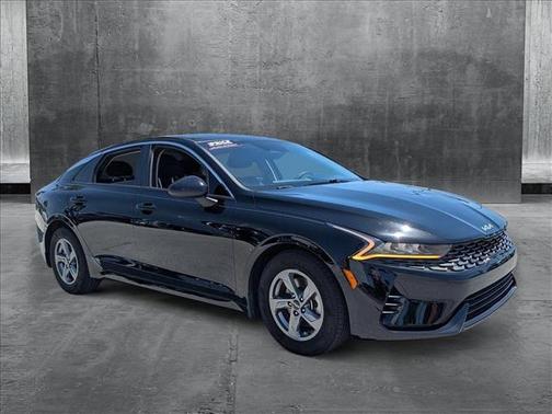 2022 Kia K5 LXS