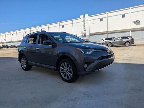 2017 Toyota RAV4 Platinum