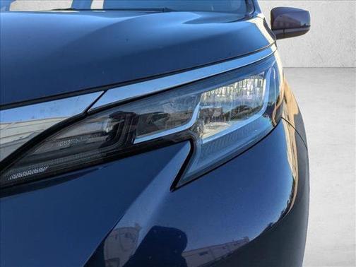 2021 Toyota Sienna XLE 7 Passenger