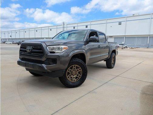 2019 Toyota Tacoma SR