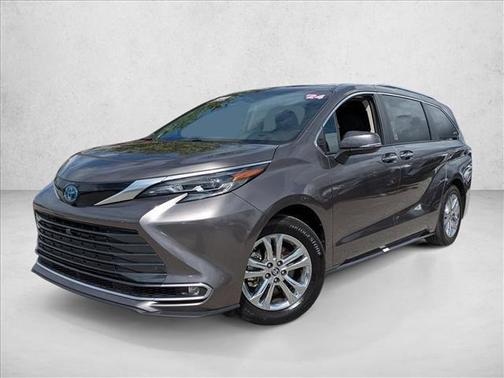 2024 Toyota Sienna Platinum 7 Passenger
