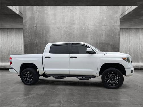 2018 Toyota Tundra SR5