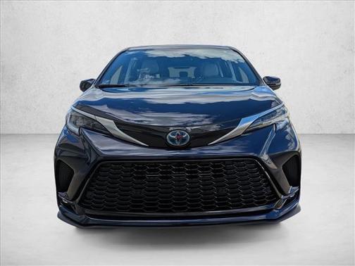 2024 Toyota Sienna XSE 7 Passenger