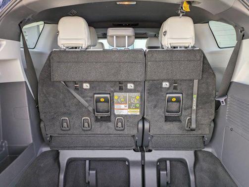 2024 Toyota Sienna XSE 7 Passenger
