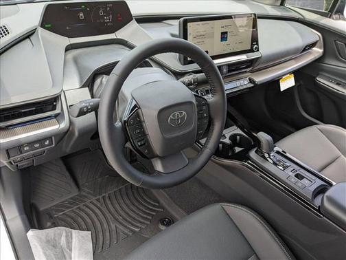 2025 Toyota Prius XLE