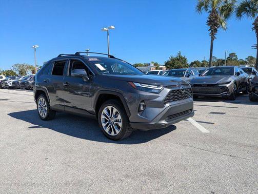 2025 Toyota RAV4 XLE Premium