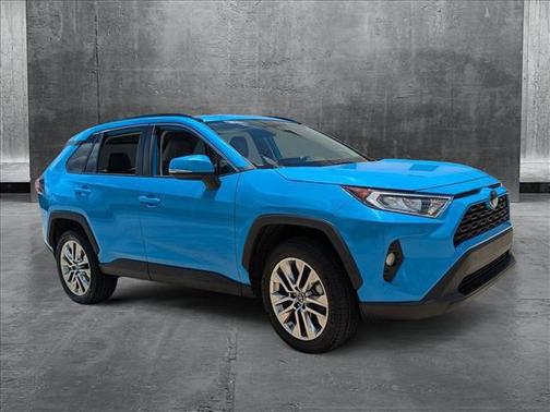 2019 Toyota RAV4 XLE Premium