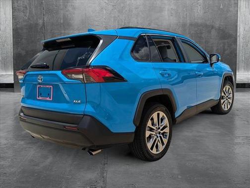 2019 Toyota RAV4 XLE Premium