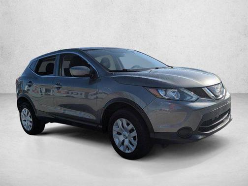Gun Metallic 2018 Nissan Rogue Sport S