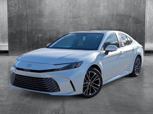 2025 Toyota Camry XLE