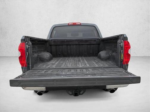 2015 Toyota Tundra SR5