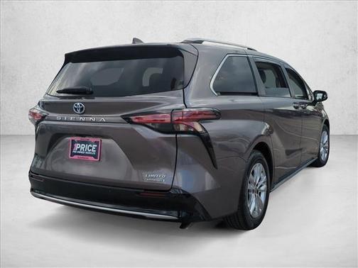 2021 Toyota Sienna Limited 7-Passenger