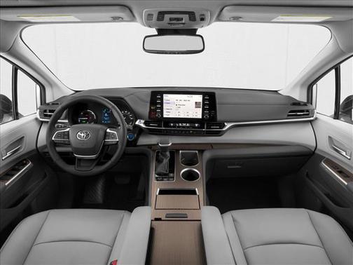 2025 Toyota Sienna XLE 7 Passenger