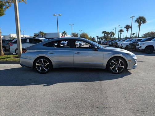 2021 Hyundai SONATA SEL Plus