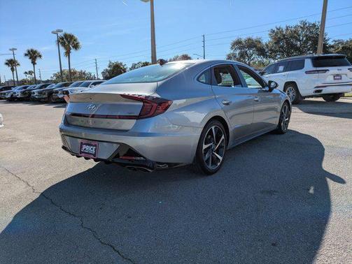 2021 Hyundai SONATA SEL Plus
