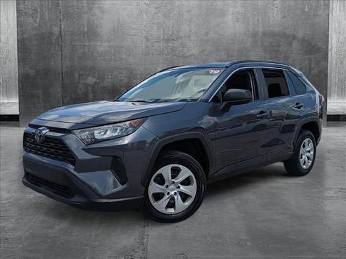 2019 Toyota RAV4 LE
