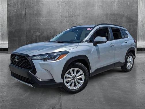 2022 Toyota Corolla Cross LE