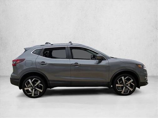 2021 Nissan Rogue Sport SL