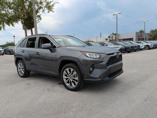 2021 Toyota RAV4 XLE Premium