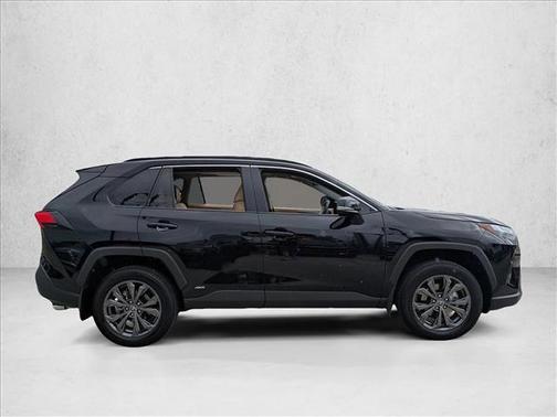 2025 Toyota RAV4 Hybrid XLE Premium