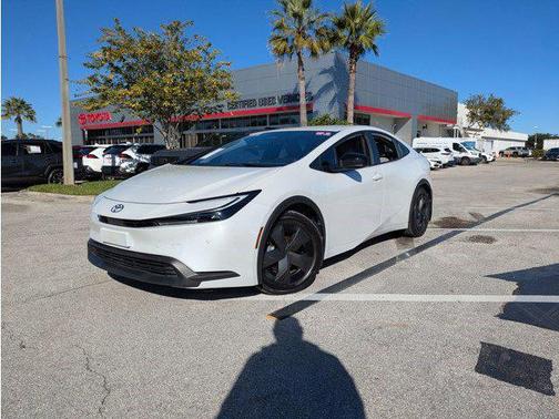 2023 Toyota Prius LE