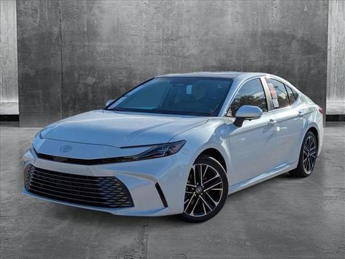 2025 Toyota Camry XLE