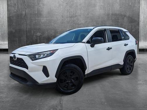 2021 Toyota RAV4 LE