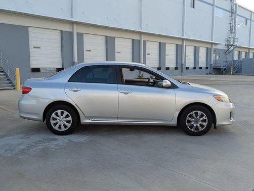 2011 Toyota Corolla LE