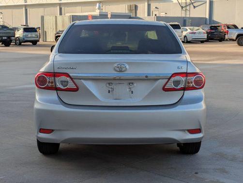 2011 Toyota Corolla LE
