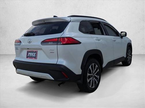 2025 Toyota Corolla Cross XLE