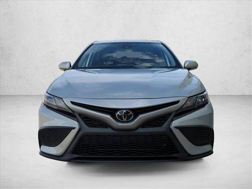 Celestial Silver Metallic 2023 Toyota Camry SE
