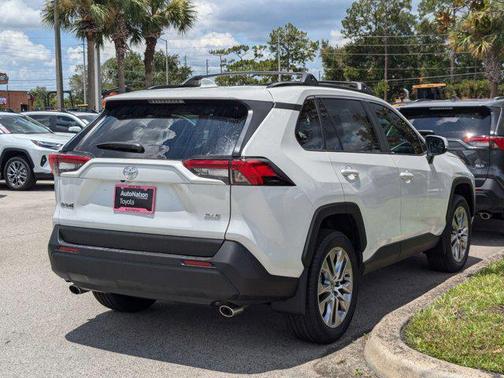 2025 Toyota RAV4 XLE Premium