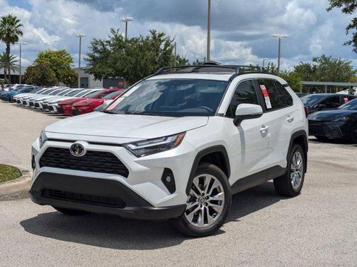 2025 Toyota RAV4 XLE Premium