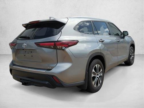 Heavy Metal 2025 Toyota Highlander XLE