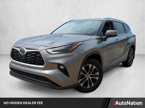 Heavy Metal 2025 Toyota Highlander XLE