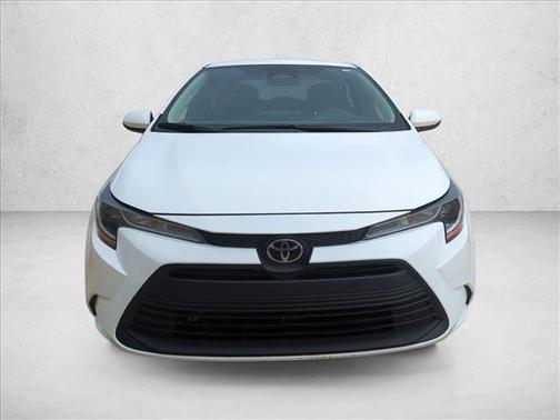 Ice Cap 2024 Toyota Corolla LE