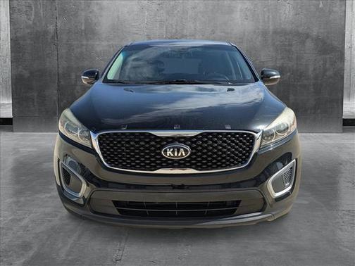2017 Kia Sorento L