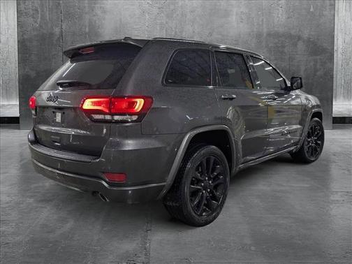 2021 Jeep Grand Cherokee Laredo