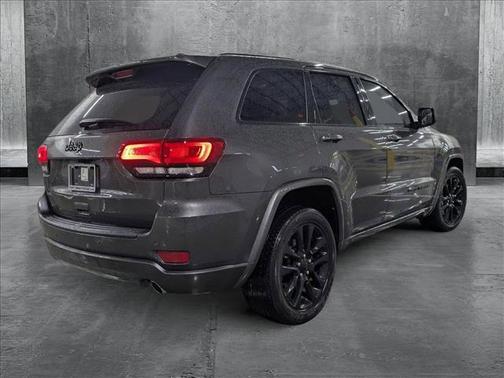 2021 Jeep Grand Cherokee Laredo