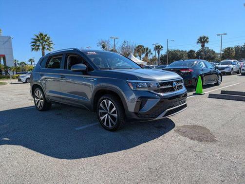 2022 Volkswagen Taos 1.5T SE