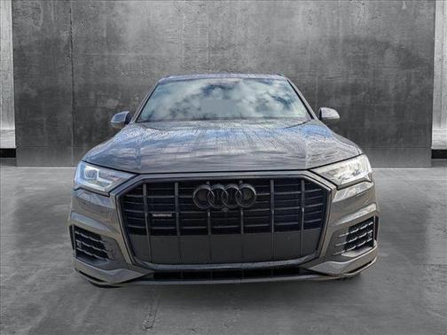 2021 Audi Q7 55 Premium Plus