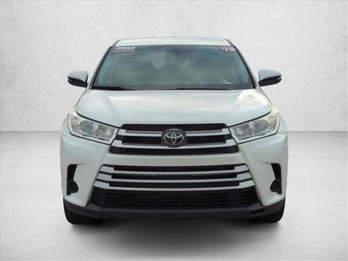 Blizzard Pearl 2019 Toyota Highlander LE I4