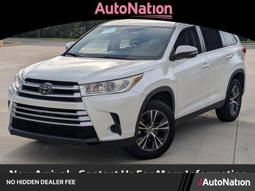 Blizzard Pearl 2019 Toyota Highlander LE I4