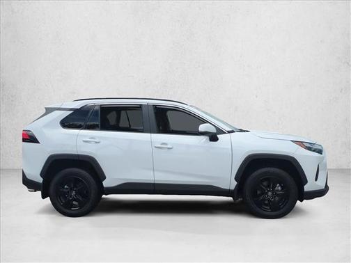 Ice Cap 2025 Toyota RAV4 XLE
