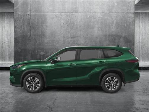 2025 Toyota Highlander XLE