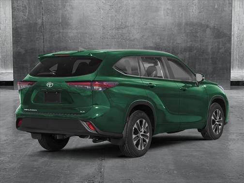 2025 Toyota Highlander XLE
