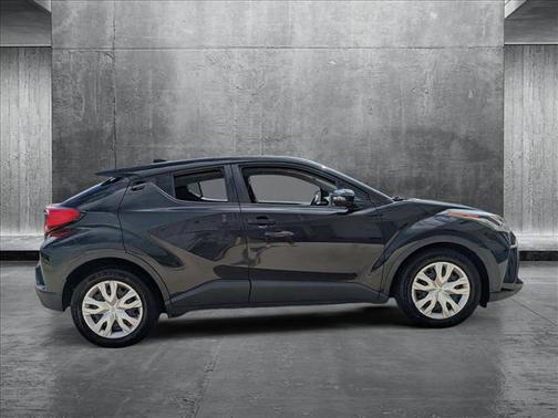 2020 Toyota C-HR LE